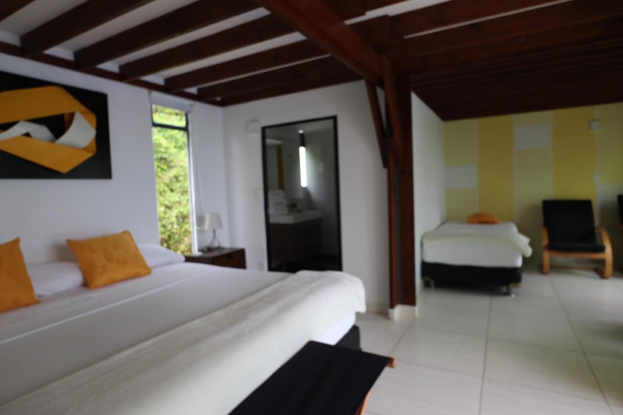 Hotel Syvanna Wellness And Spa Cerritos Εξωτερικό φωτογραφία