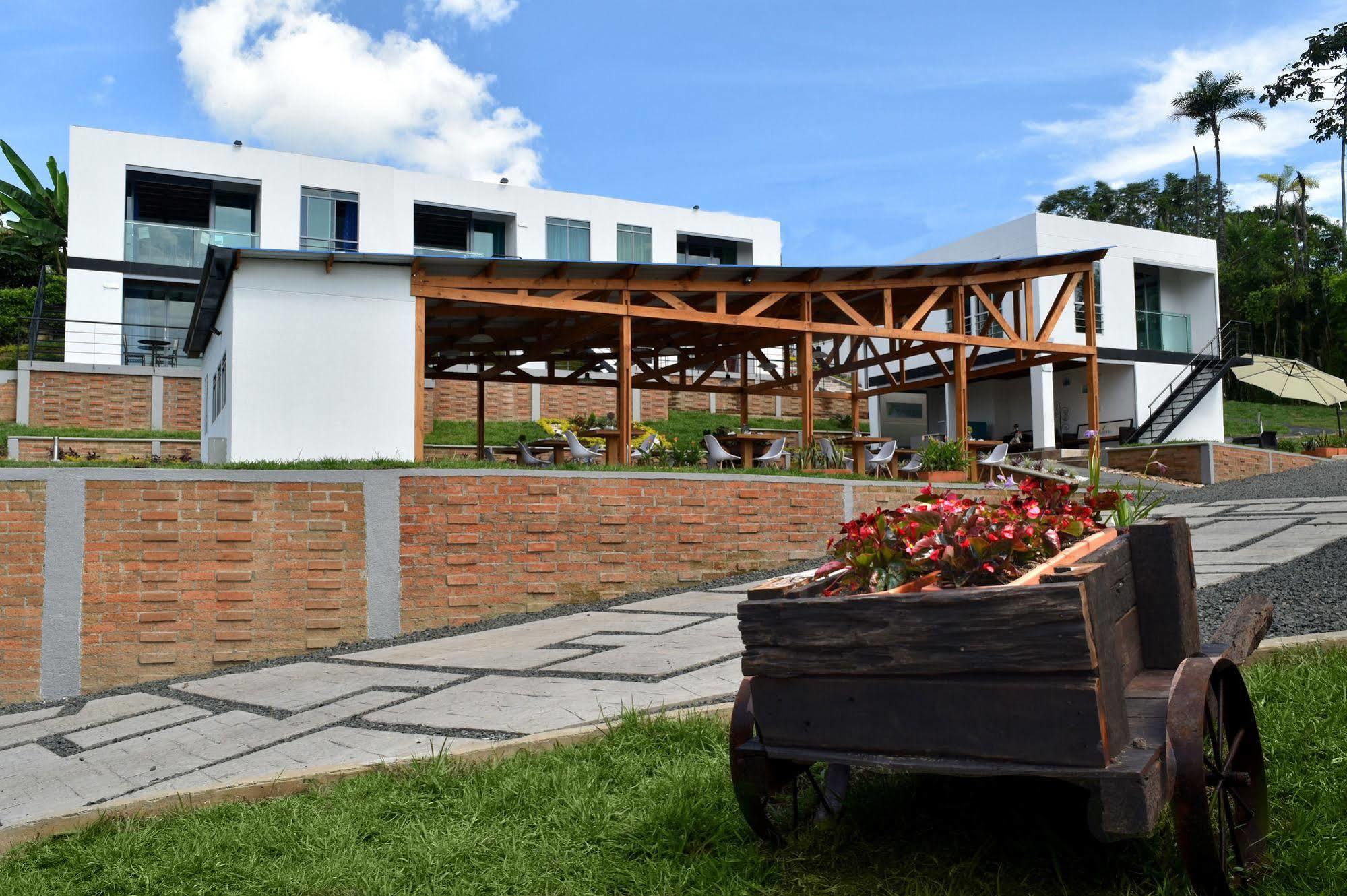 Hotel Syvanna Wellness And Spa Cerritos Εξωτερικό φωτογραφία