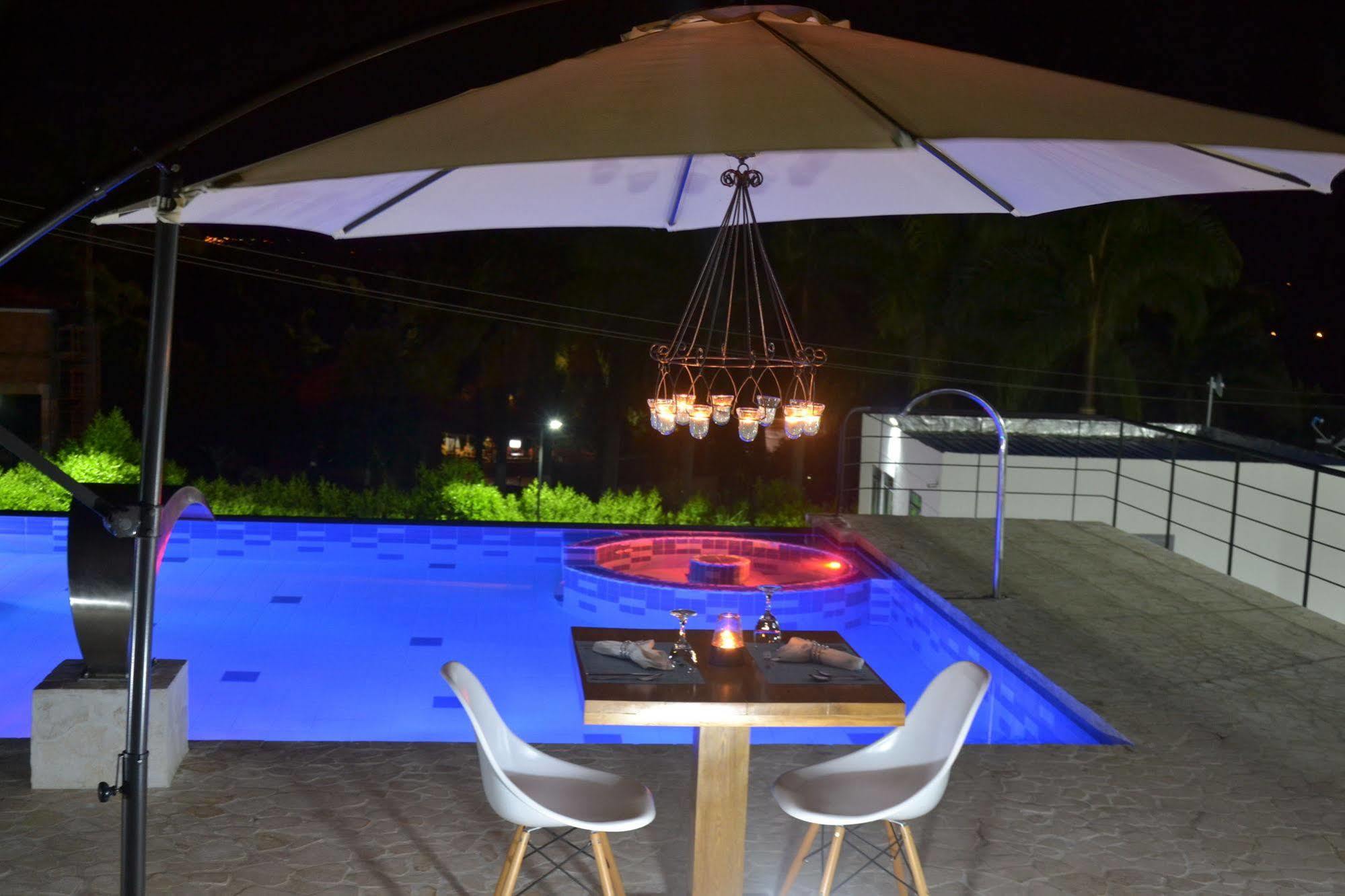 Hotel Syvanna Wellness And Spa Cerritos Εξωτερικό φωτογραφία