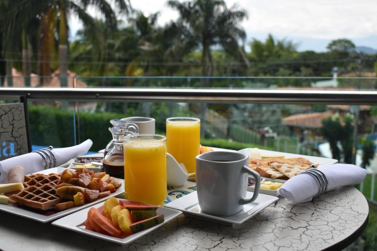 Hotel Syvanna Wellness And Spa Cerritos Εξωτερικό φωτογραφία